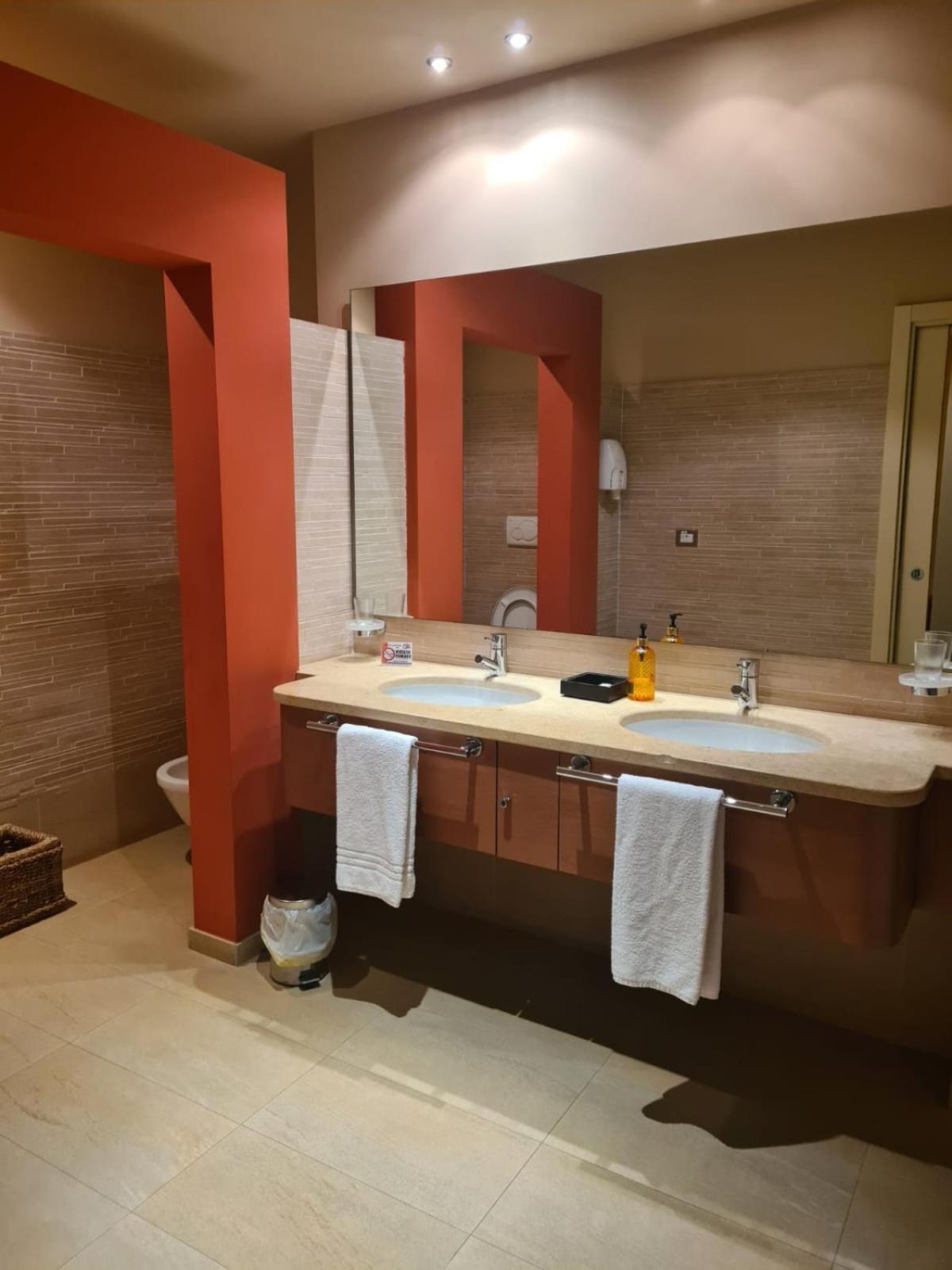 קונברסאנו Stella Charming & Luxury Rooms מראה חיצוני תמונה